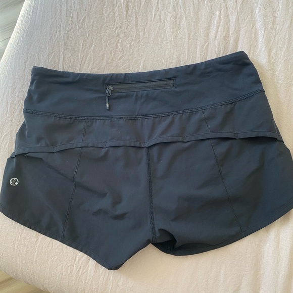 LuluLemon Speed Up Shorts - Picture 2 of 3